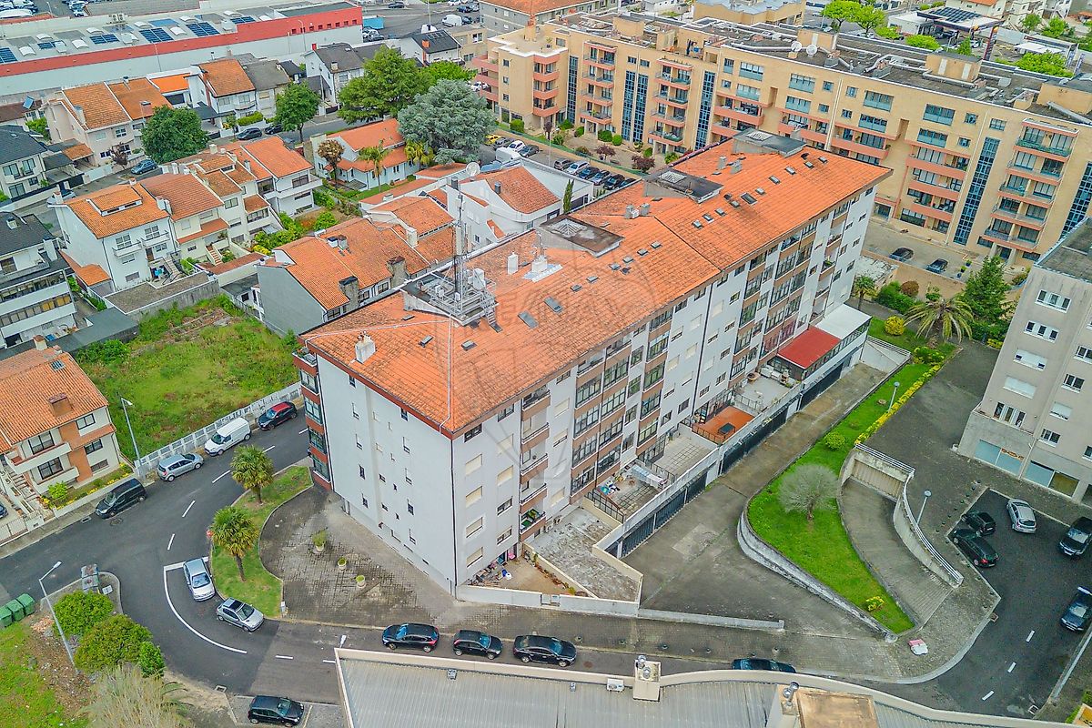 Apartamento T3 à venda em Vila Nova de Gaia