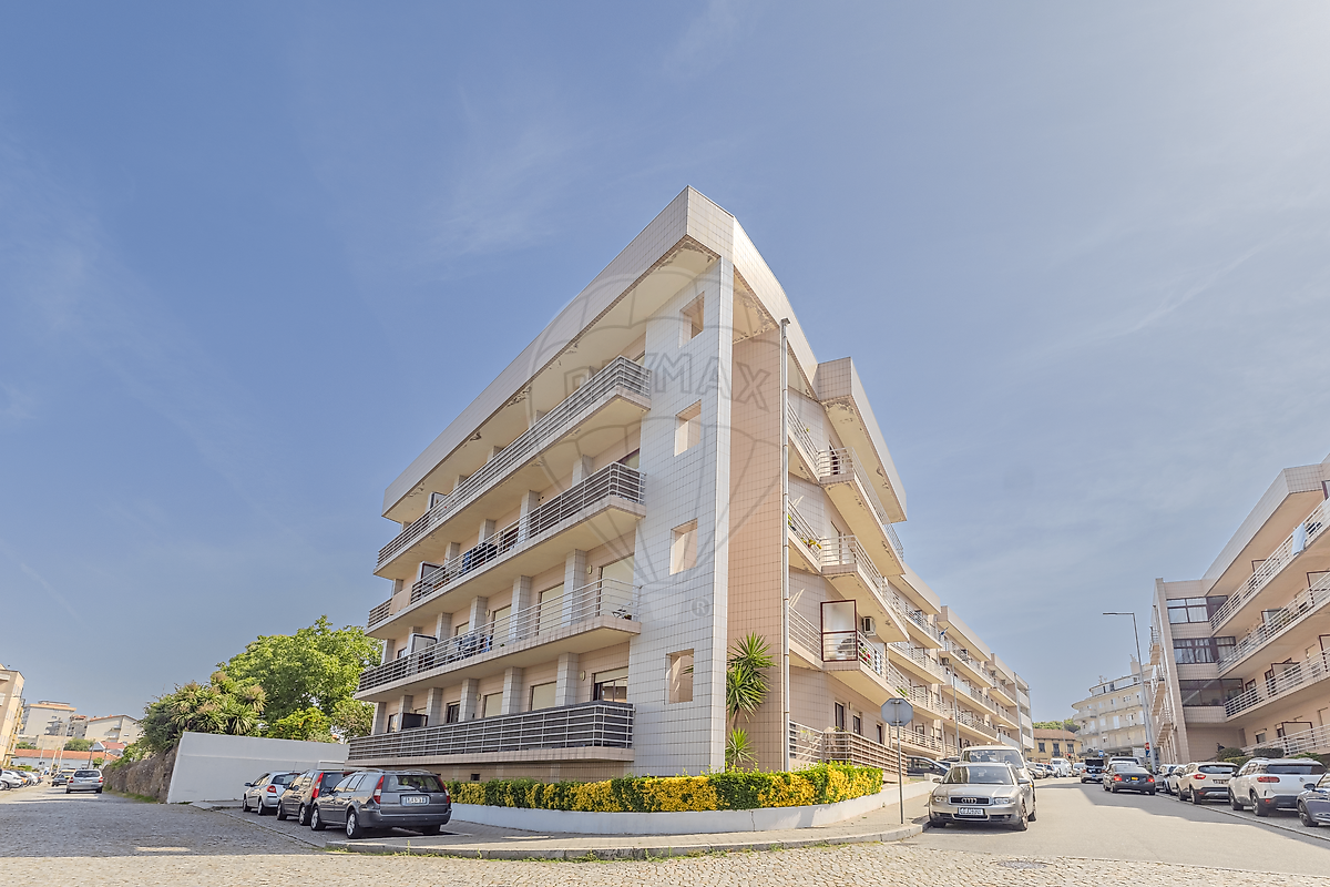 Apartamento T2 à venda em Vila Nova de Gaia