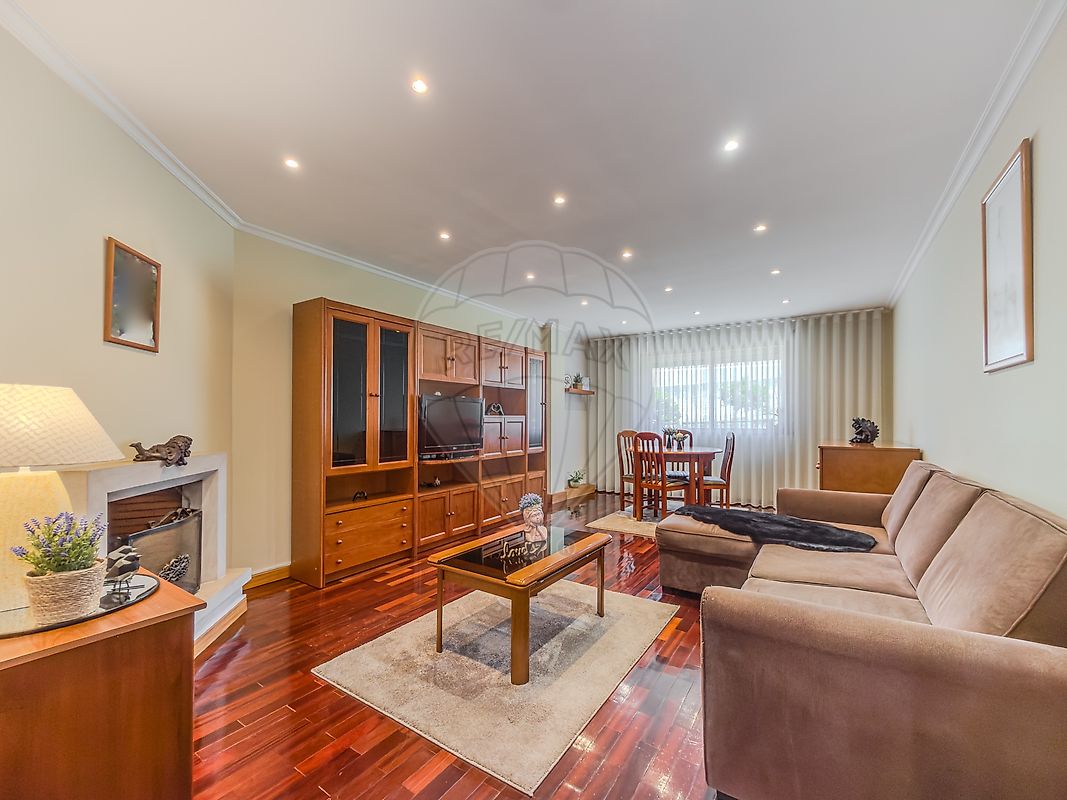 Apartamento T2 à venda em Vila Nova de Gaia