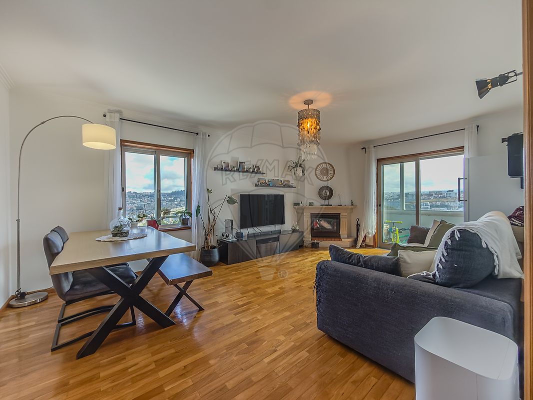 Apartamento T3 à venda em Vila Nova de Gaia