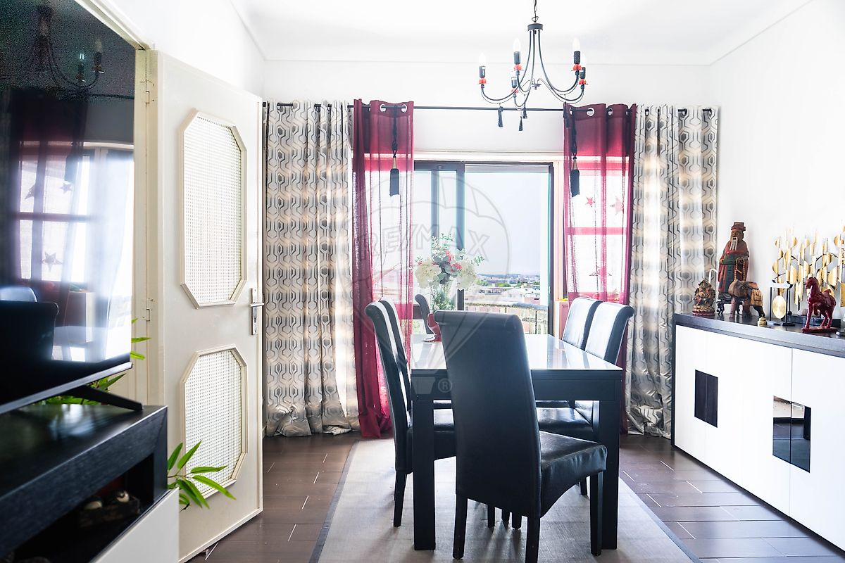Apartamento T3 à venda em Porto