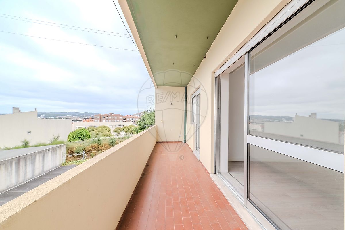 Apartamento T3 para arrendar em Maia