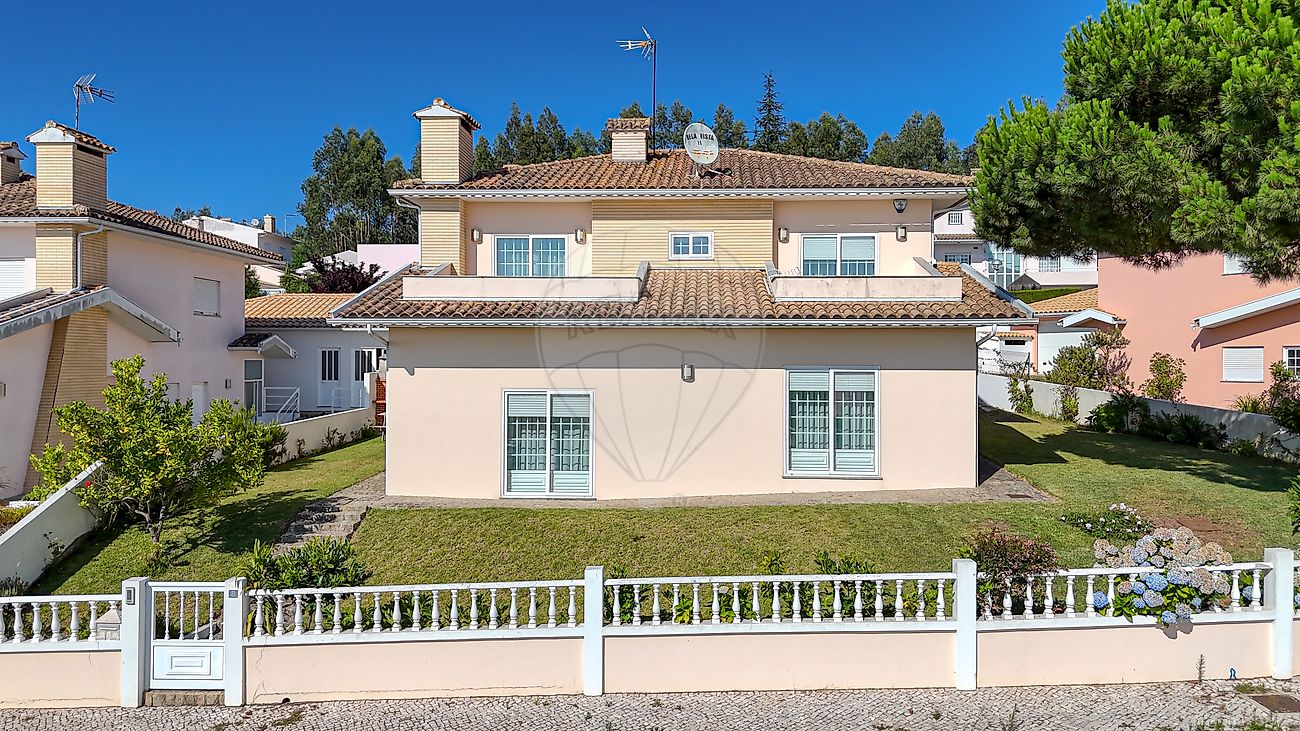 Moradia - Pinheiro da Bemposta, Travanca e Palmaz, Oliveira de Azeméis, Aveiro