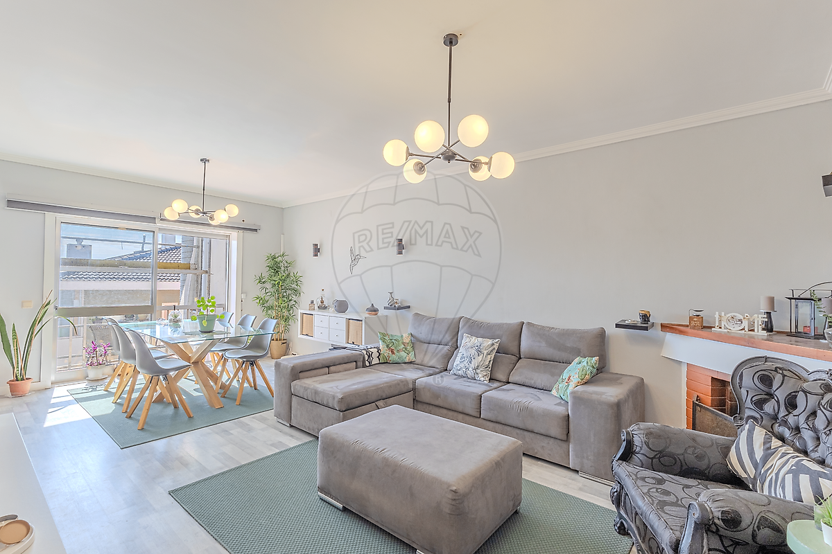 Apartamento T3 à venda em Vila Nova de Gaia