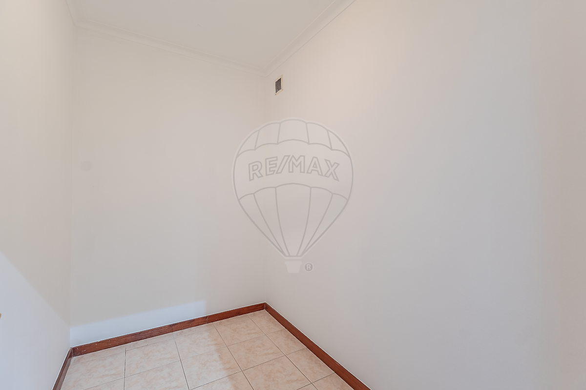 e81ae118-a58e-40e3-9f2c-5ab064063bd3.jpg - miniatura 4