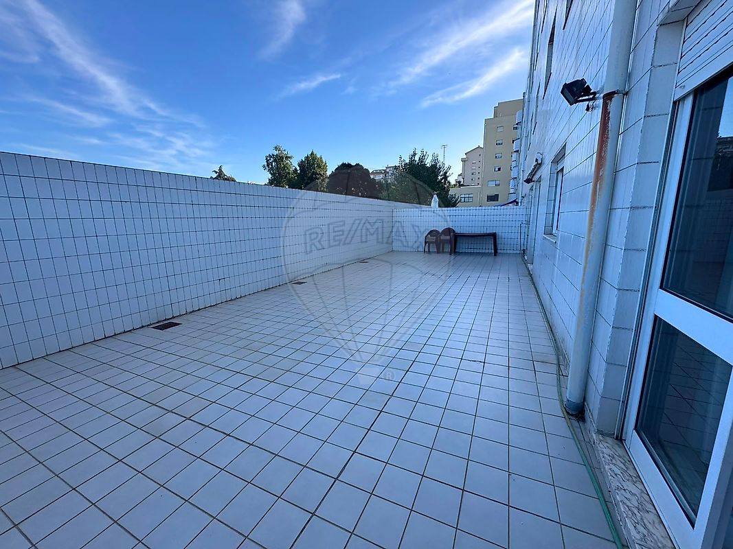 Apartamento T2 à venda em Vilar de Andorinho, Vila Nova de Gaia — foto 22