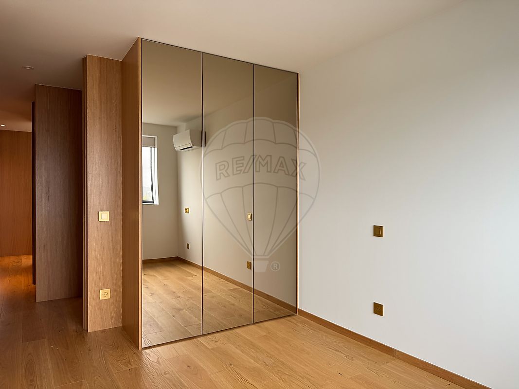 e3f00a93-36ff-468d-b609-b47b85c86d99.jpg - miniatura 3