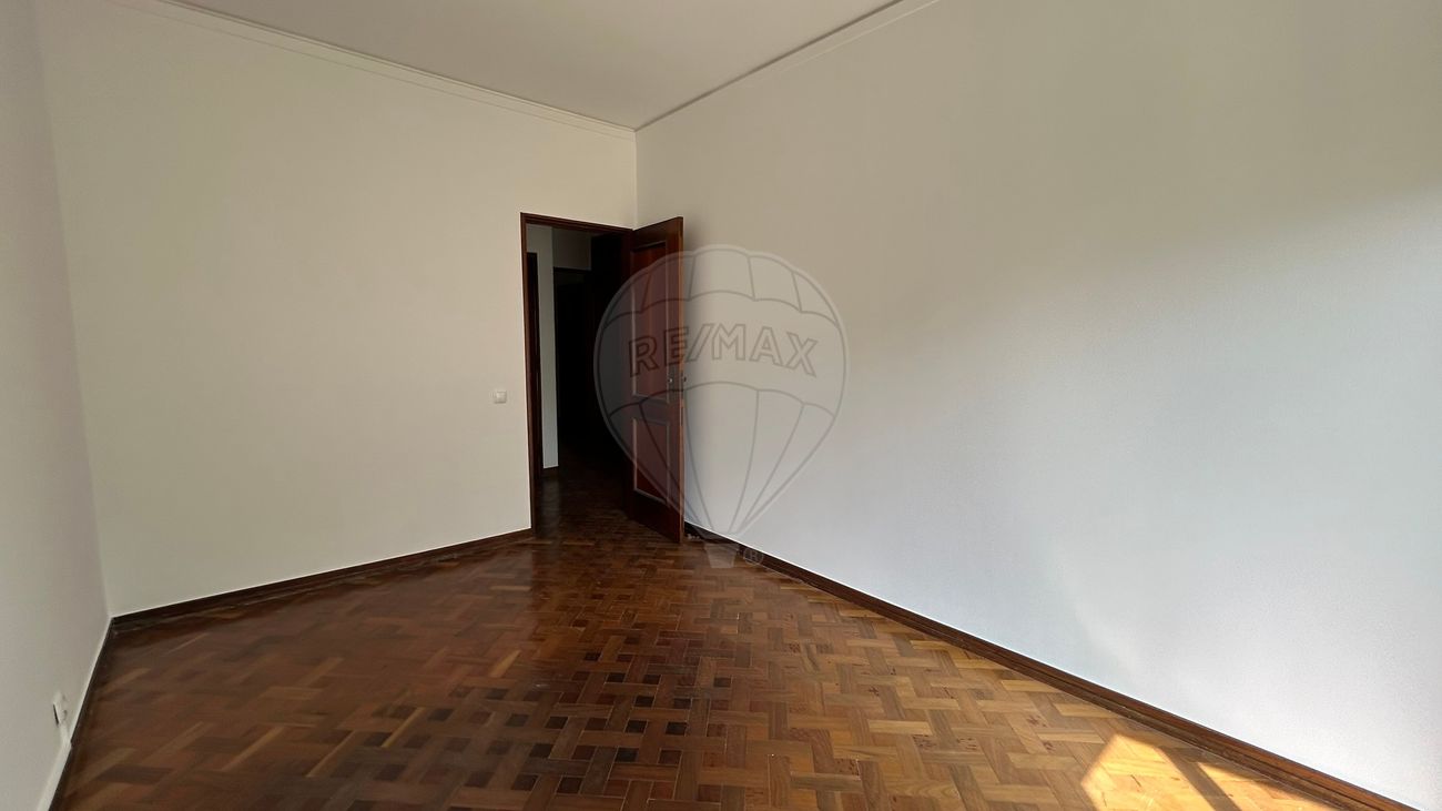 listing 125501009-499 picture-0