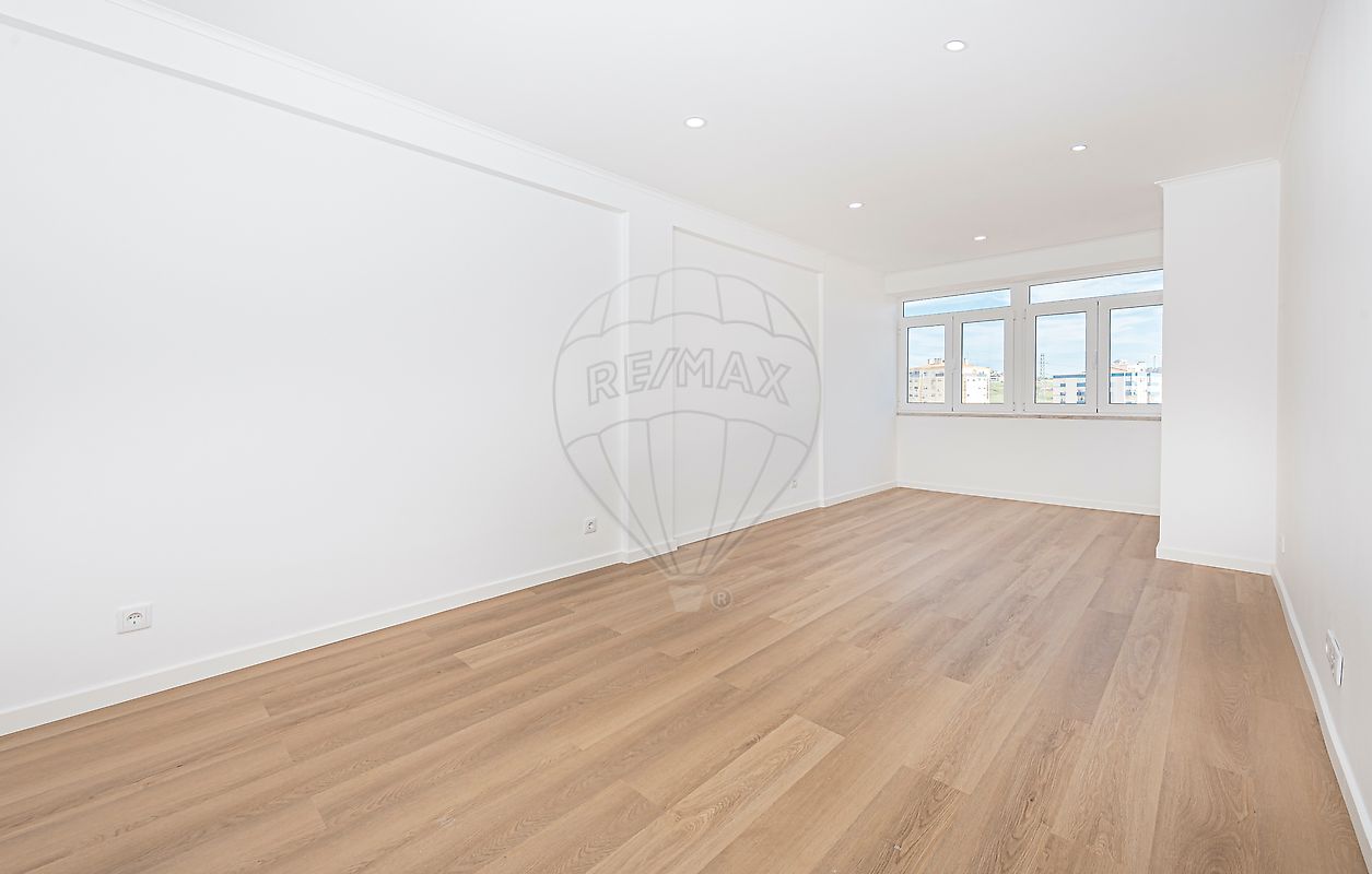 Apartamento T2 à venda em Odivelas