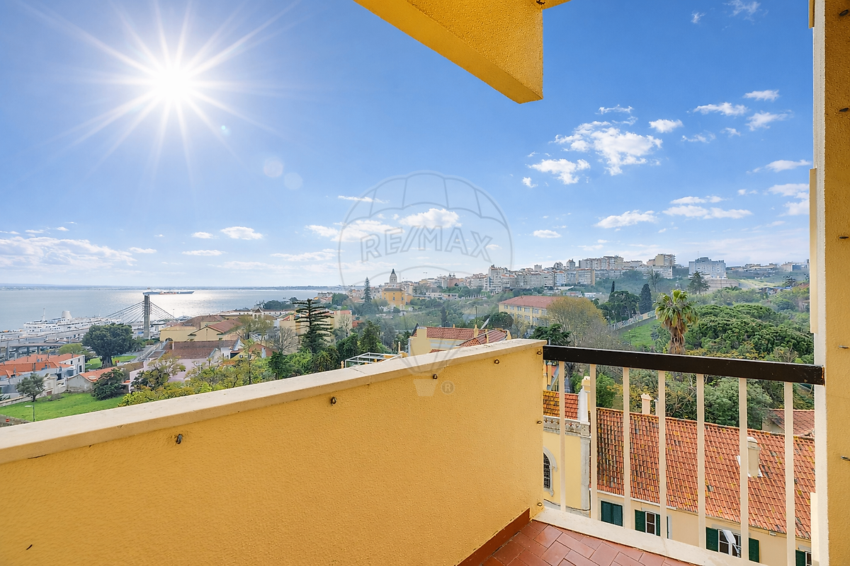 Apartamento T3 à venda em Lisboa