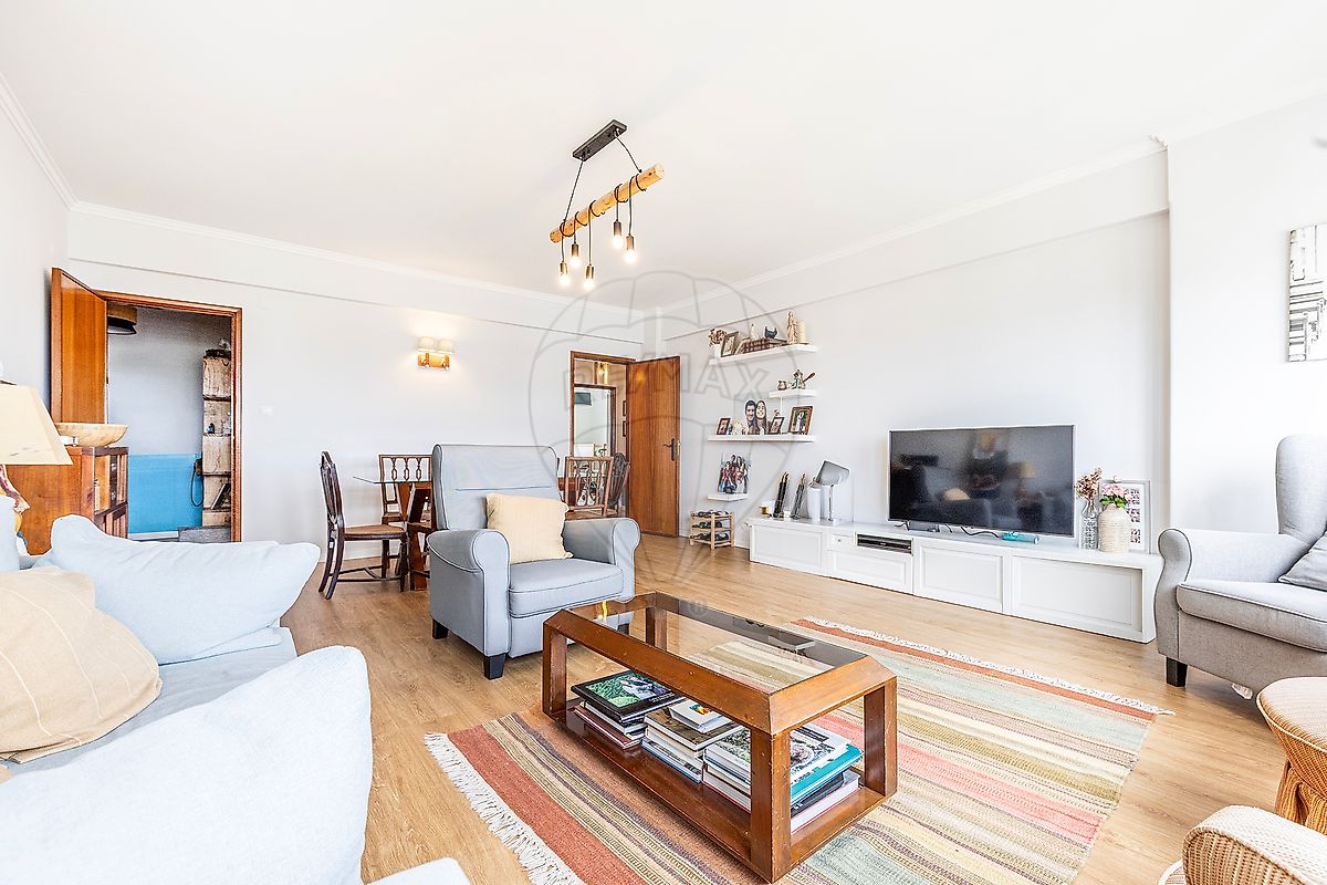 Apartamento T3 à venda em Oeiras