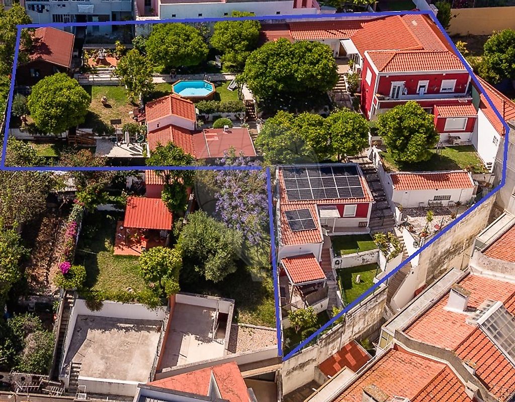 Moradia T6 à venda em Oeiras