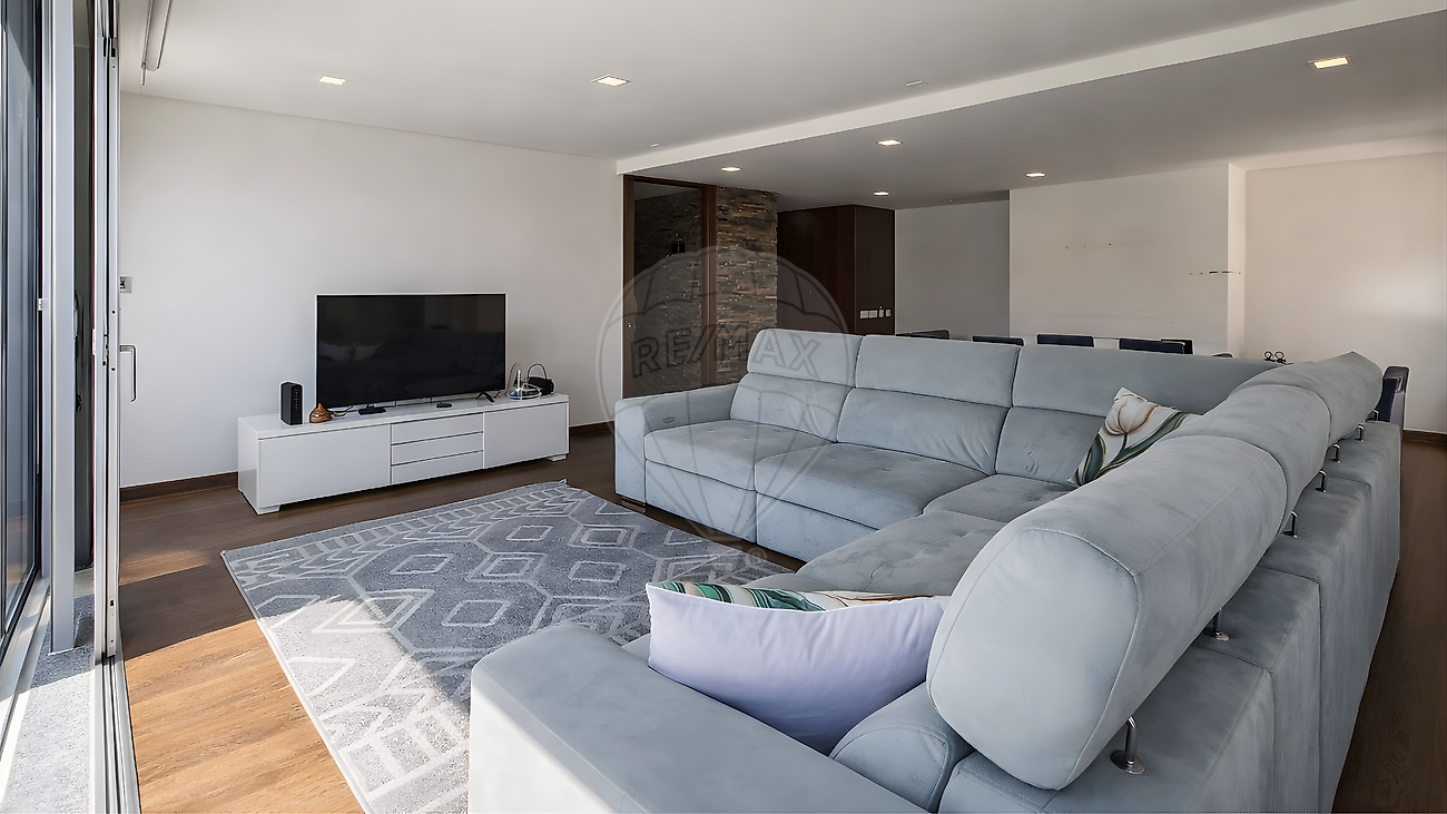 Apartamento T3 à venda em Vila Nova de Gaia