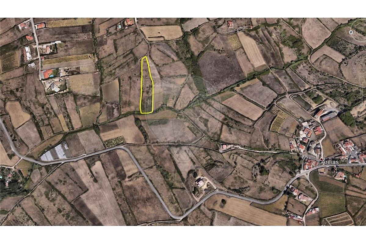 Terreno à venda em Alvarinhos