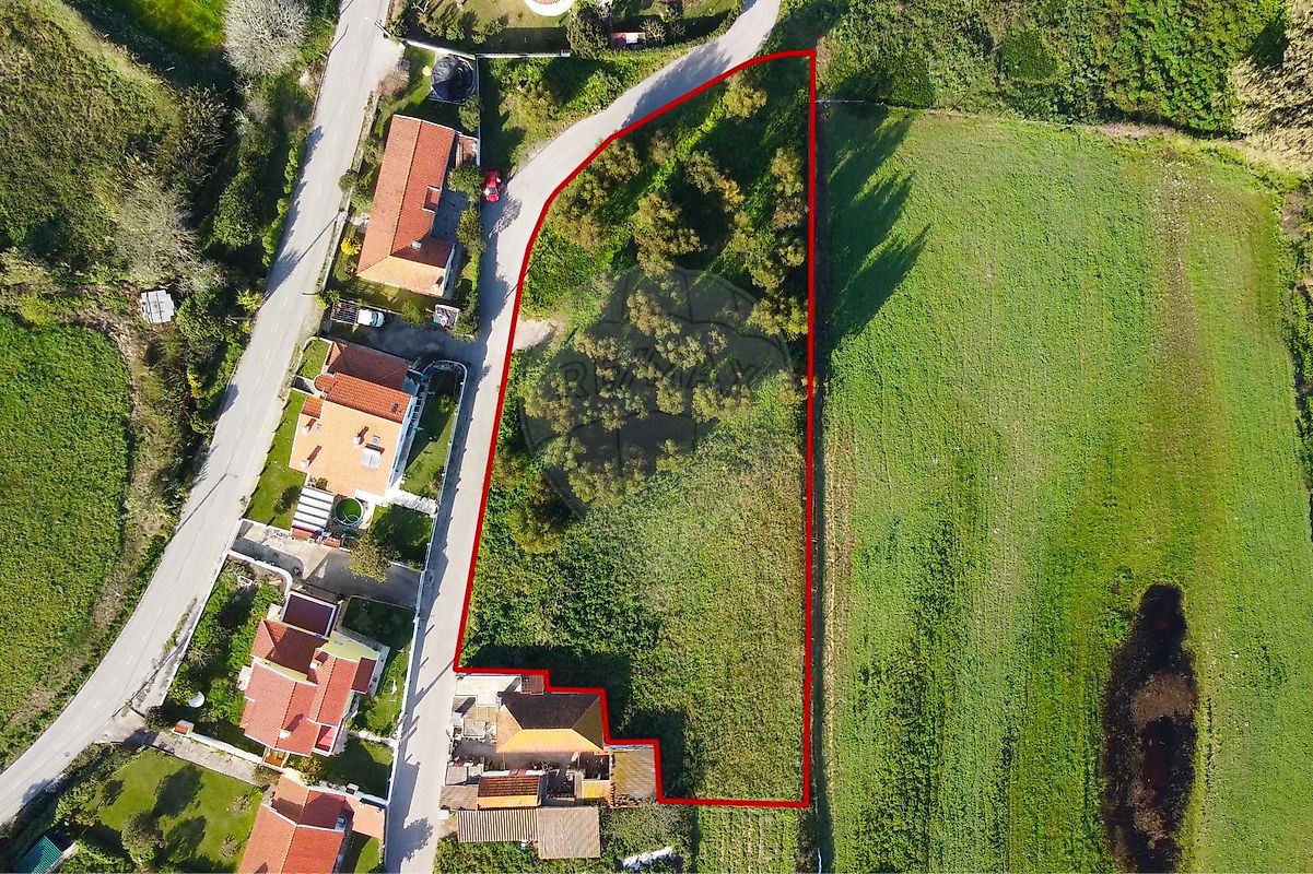 Land for sale in Mafra, Portugal — €250,000