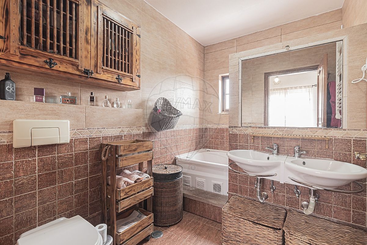 listing 125541040-94 picture-0