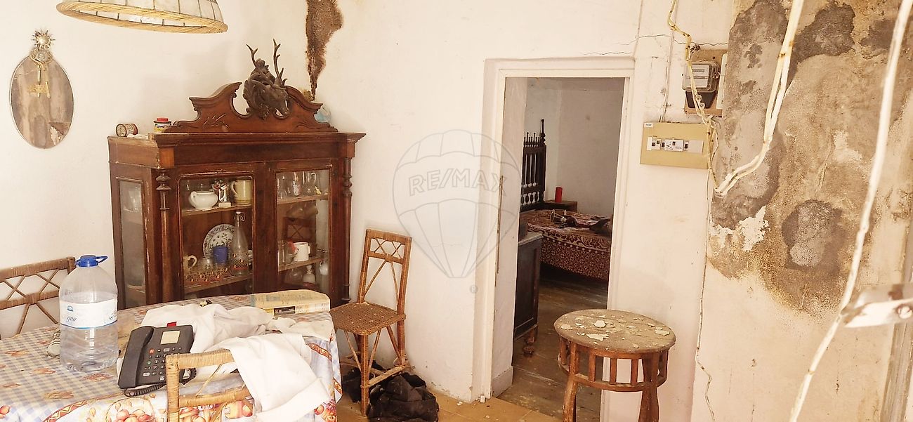 listing 125541040-99 picture-0