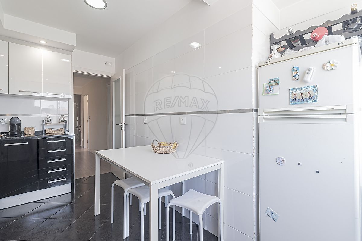 listing 125541040-105 picture-0