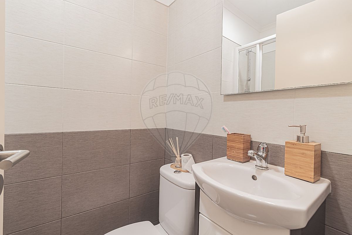 listing 125541040-105 picture-0