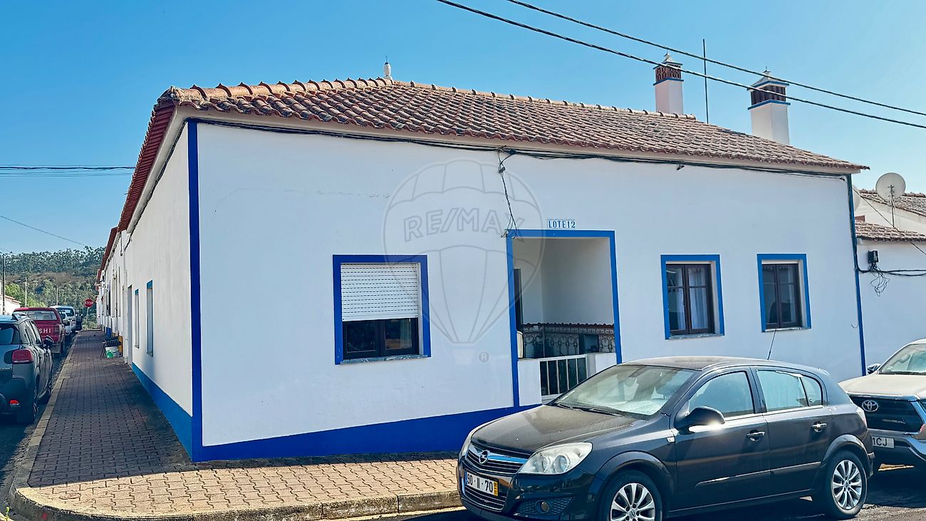 Moradia T4 para venda