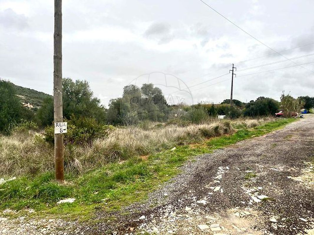 Terreno à venda em Sintra