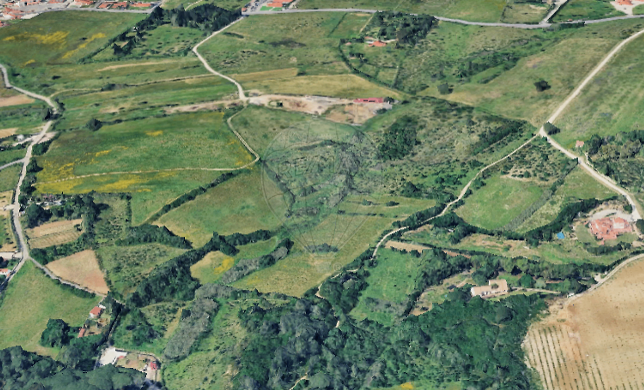 Terreno à venda em Sintra