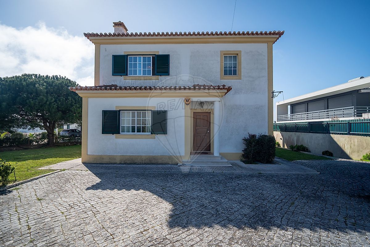 Moradia T4 à venda em Sintra