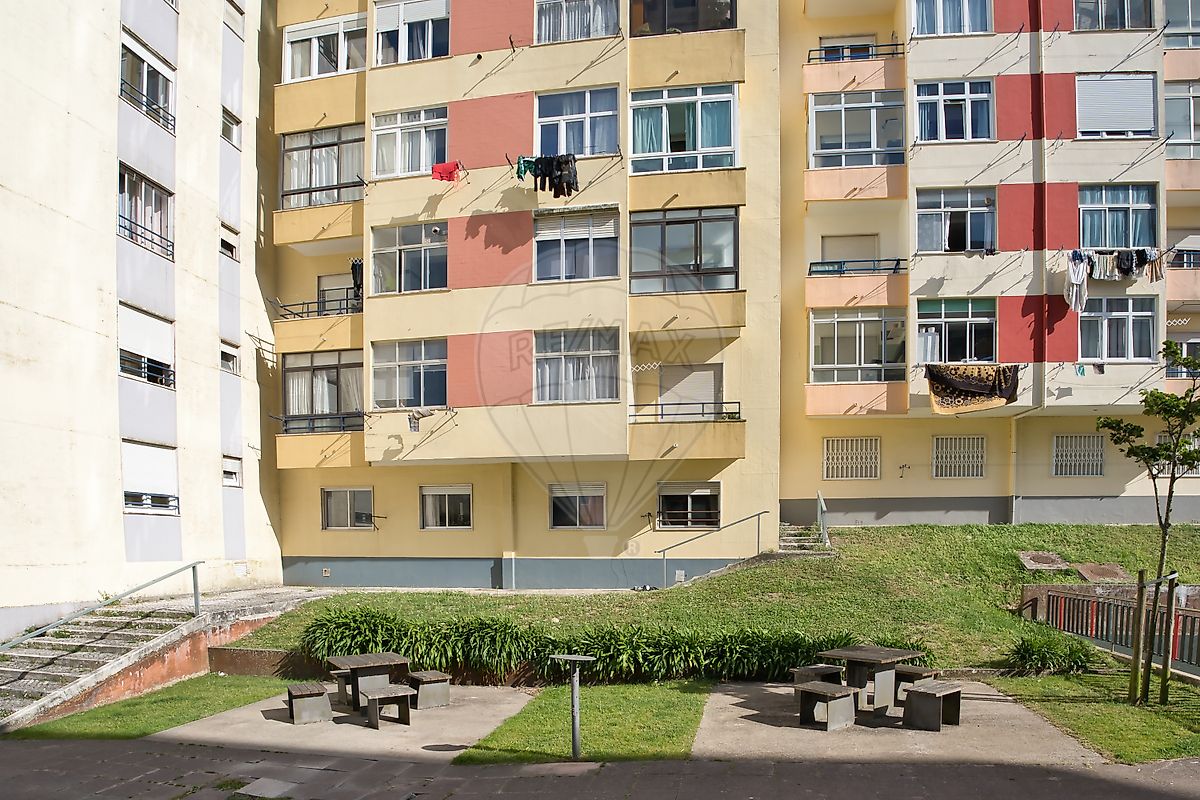 Apartamento T2 à venda em Sintra