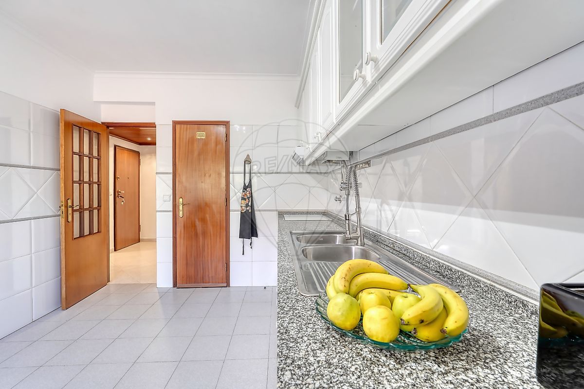 Apartamento T2 à venda em Sintra