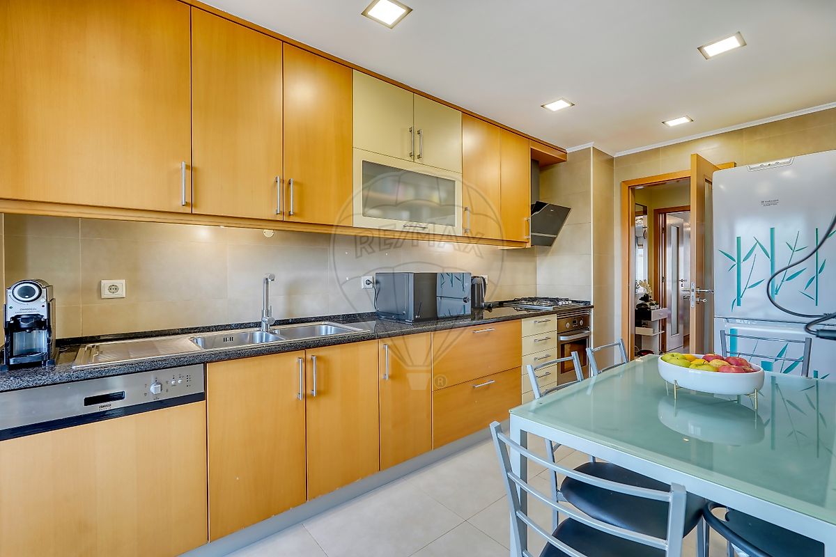 Apartamento T2 à venda em Sintra