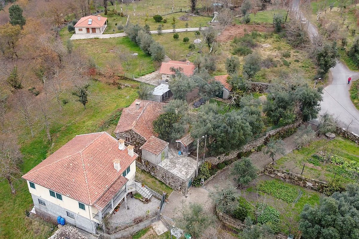 Moradia - Carvalho e Basto (Santa Tecla), Celorico de Basto, Braga
