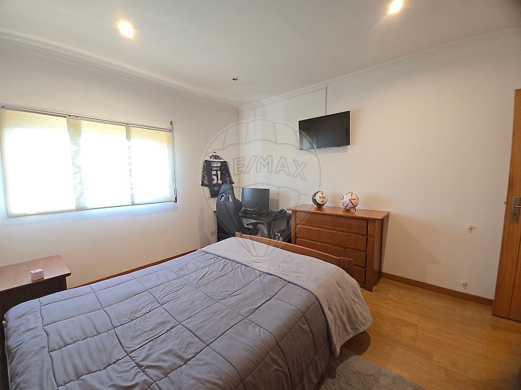 listing 125551002-338 picture-0
