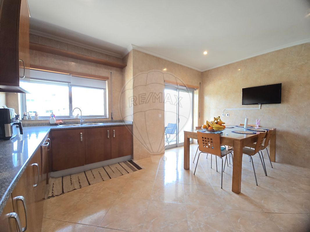 listing 125551002-338 picture-0