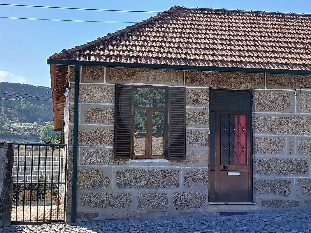 Moradia T2 para venda