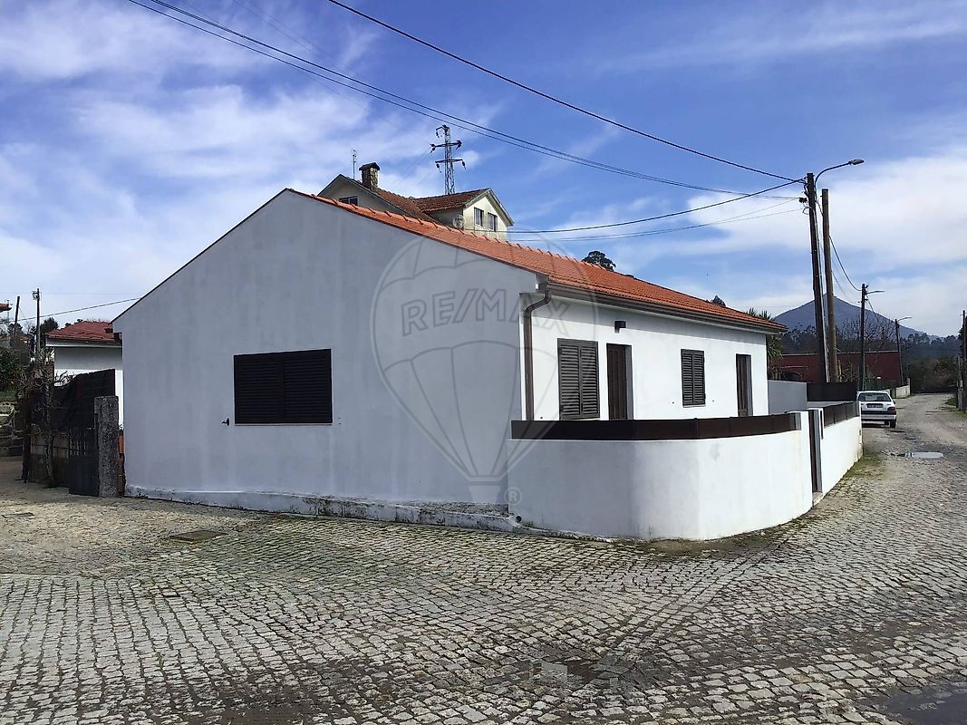Moradia - Britelo, Gémeos e Ourilhe, Celorico de Basto, Braga