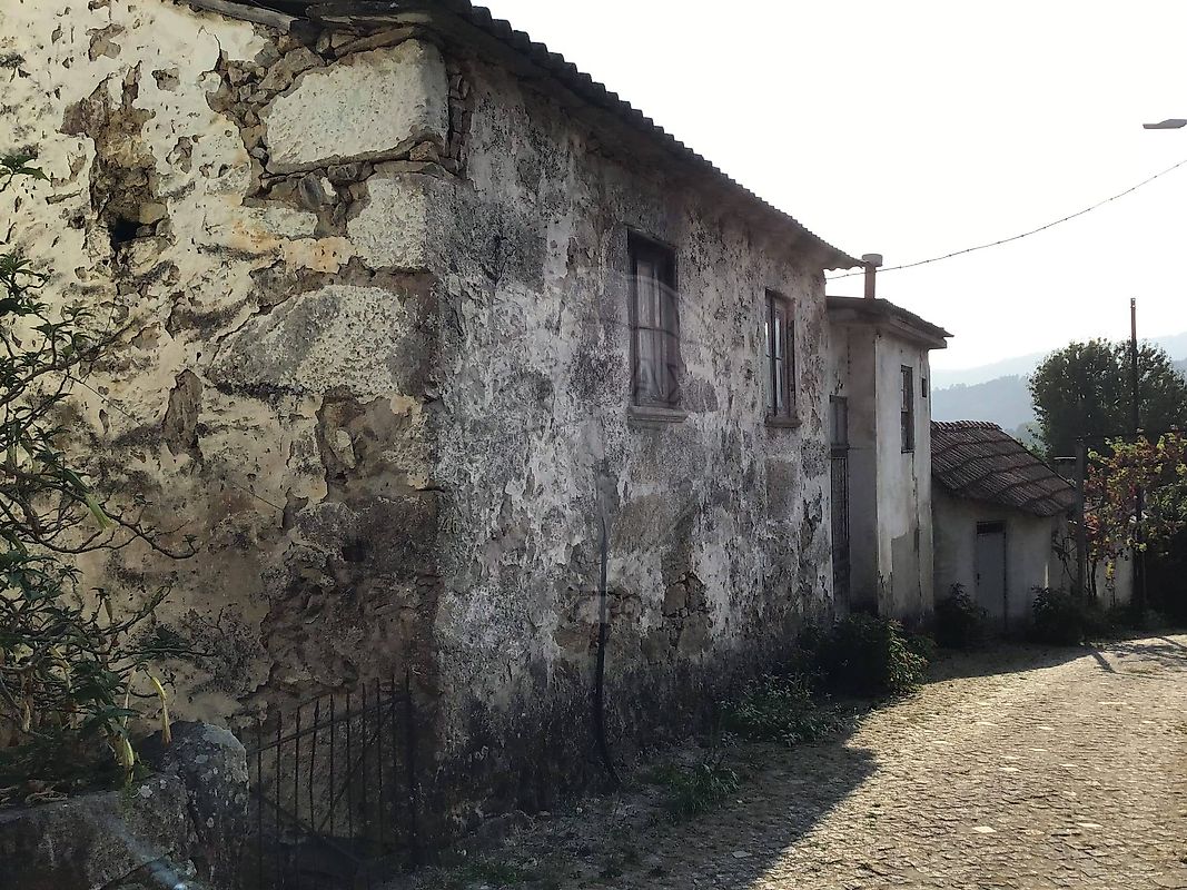 Moradia T2 à venda em Britelo, Gémeos e Ourilhe, Celorico de Basto — foto 3