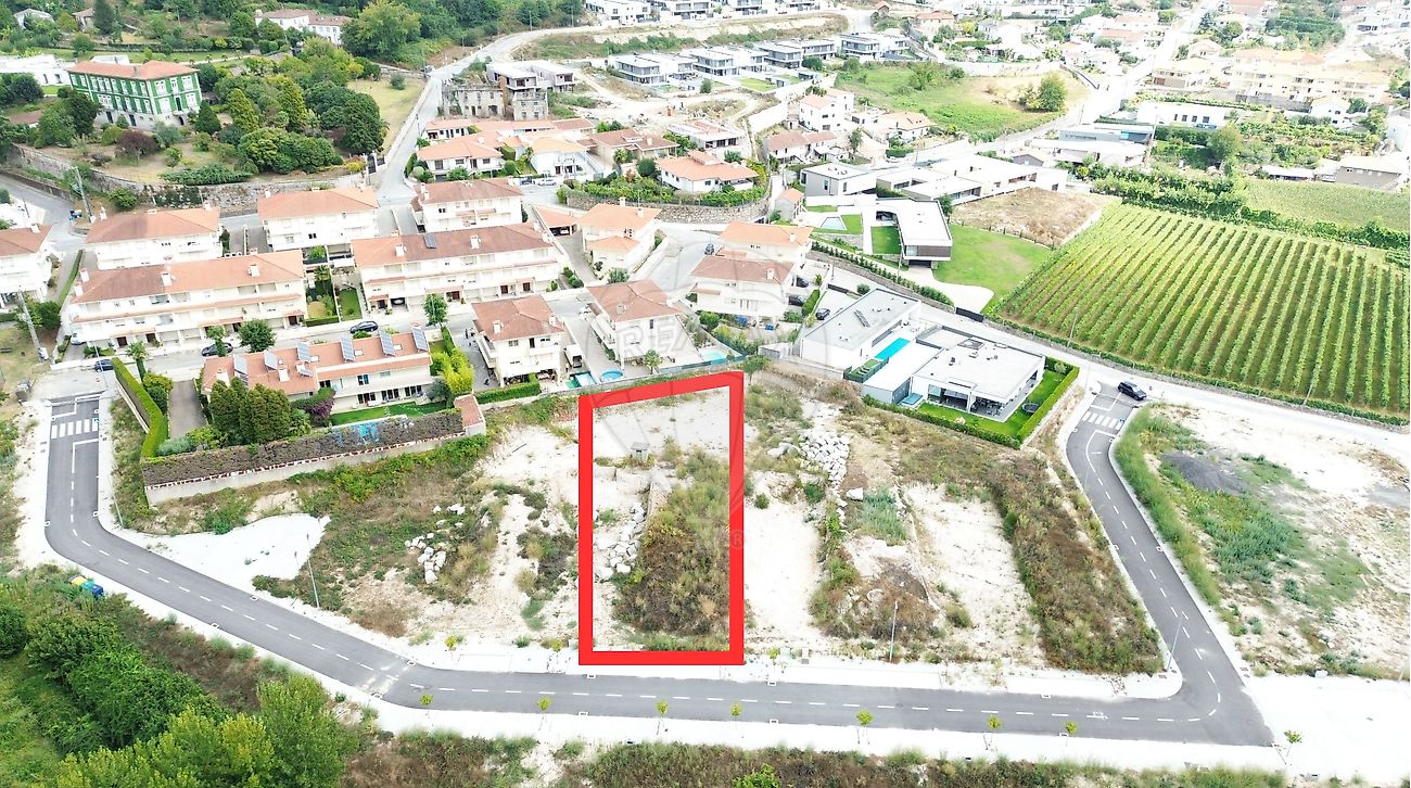 Terreno - Urgezes, Guimarães, Braga