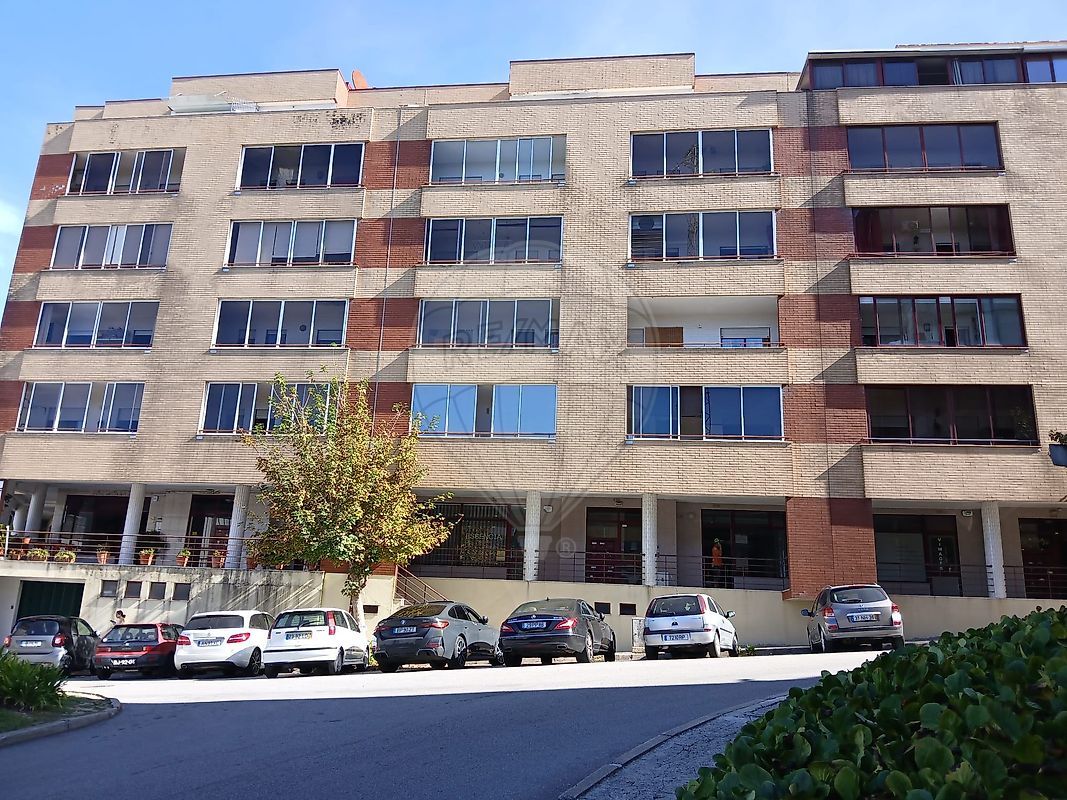 Apartamento T2 à venda em Creixomil, €255.000