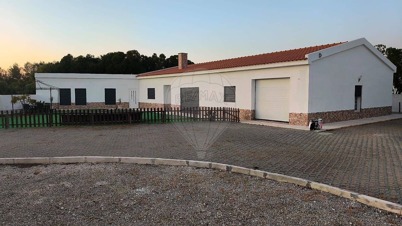 Moradia T4 à venda em Sintra