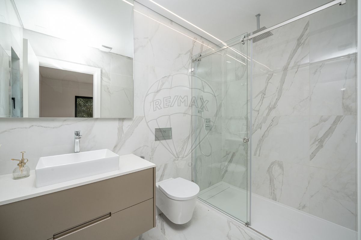 listing 125581034-109 picture-0