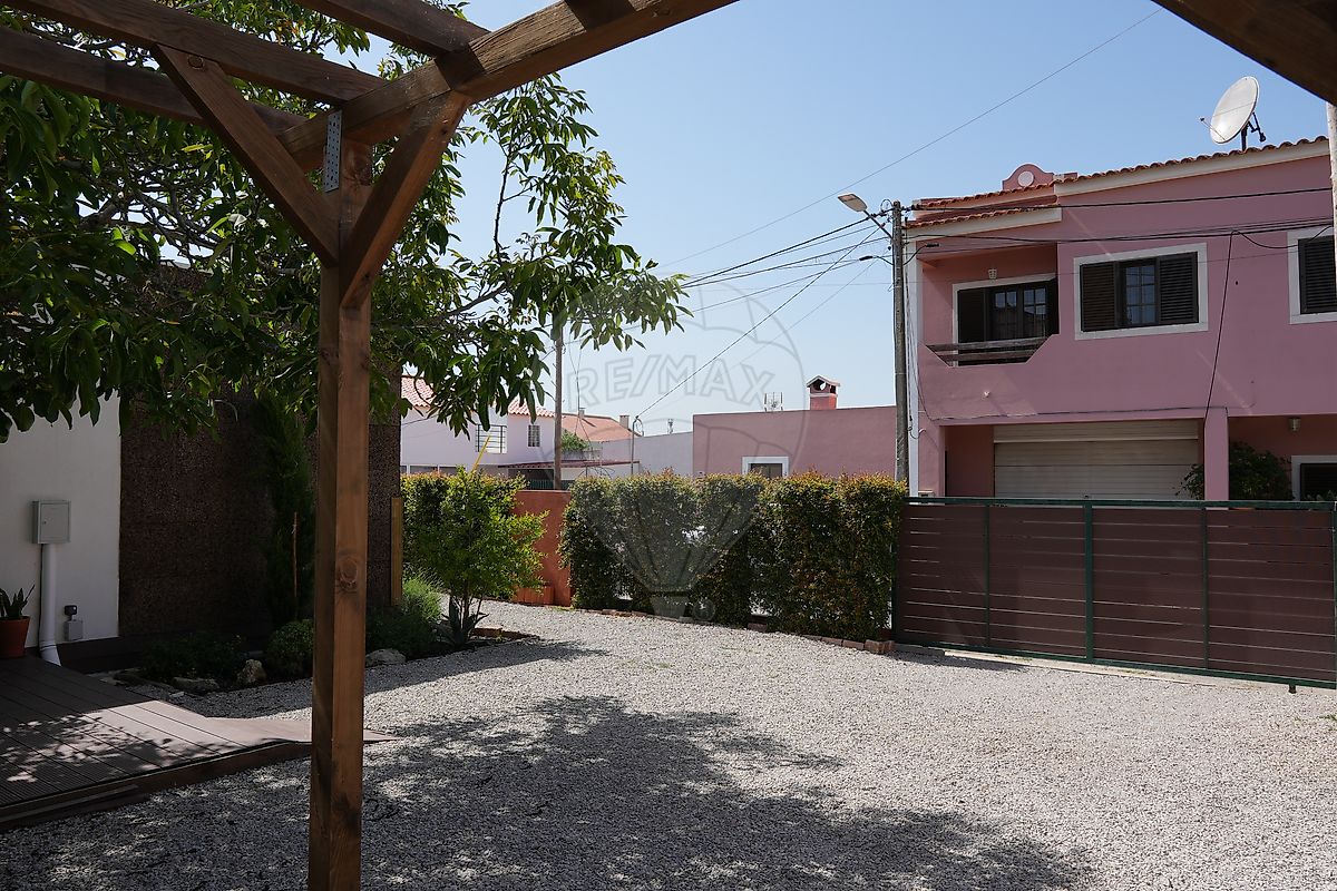 listing 125581042-61 picture-0