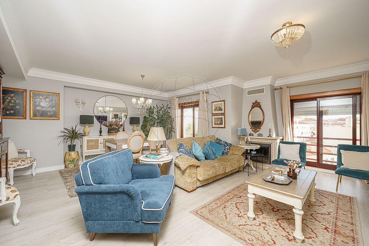 Apartamento T3 à venda em Setúbal