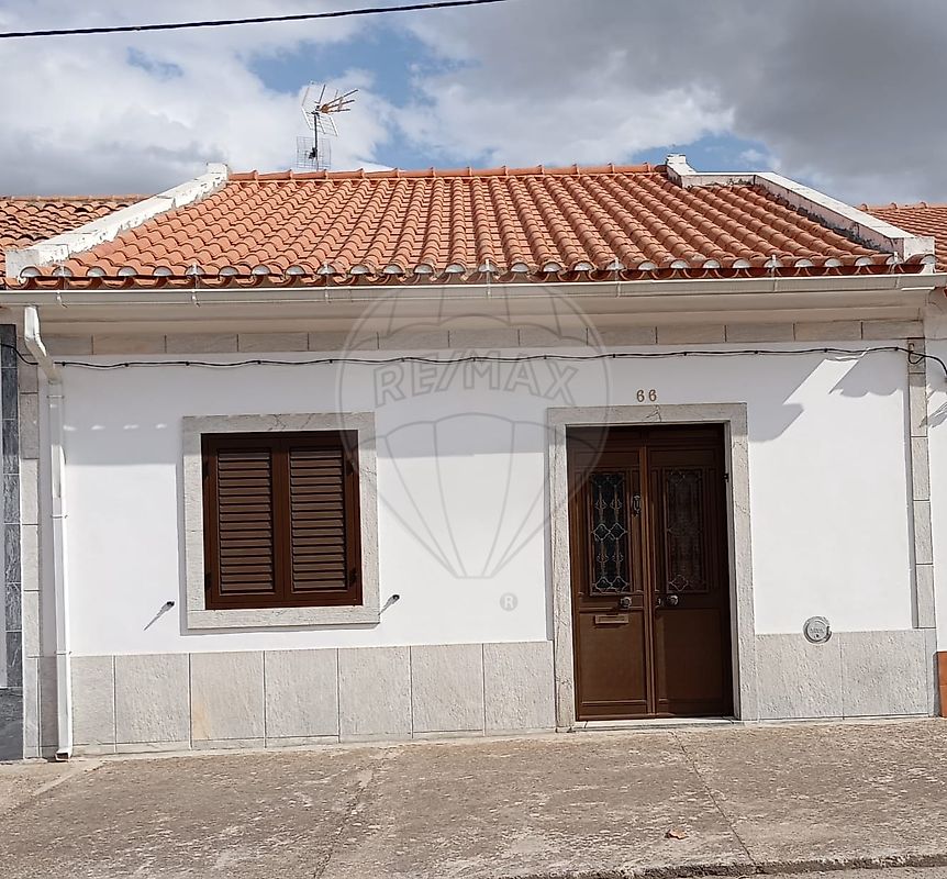 Moradia T2 para venda