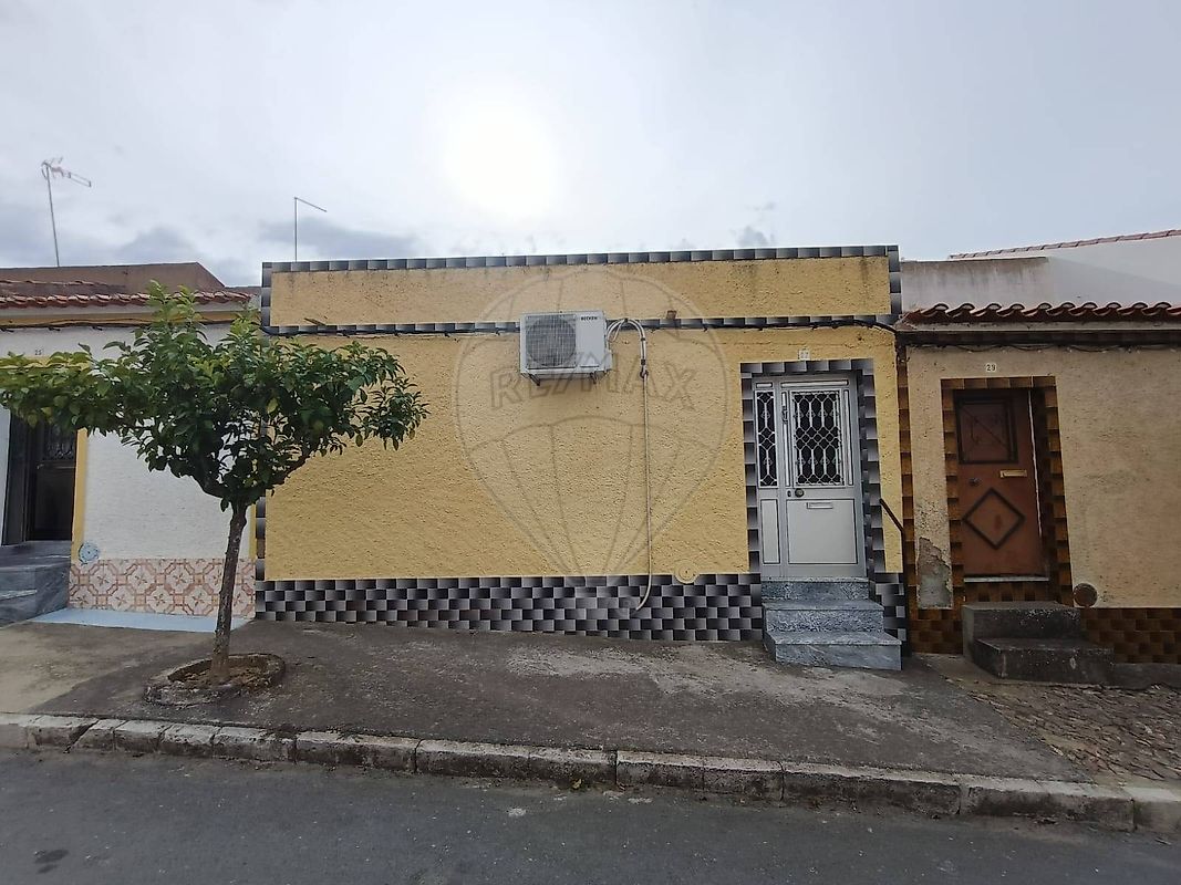 Moradia T2 para venda