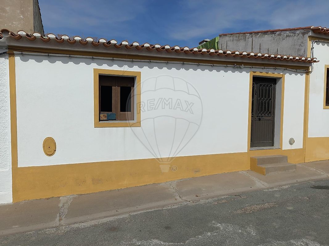 Apartamento T2 à venda em Moura