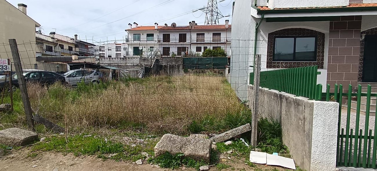Land for sale in Valongo, Portugal — €107,380