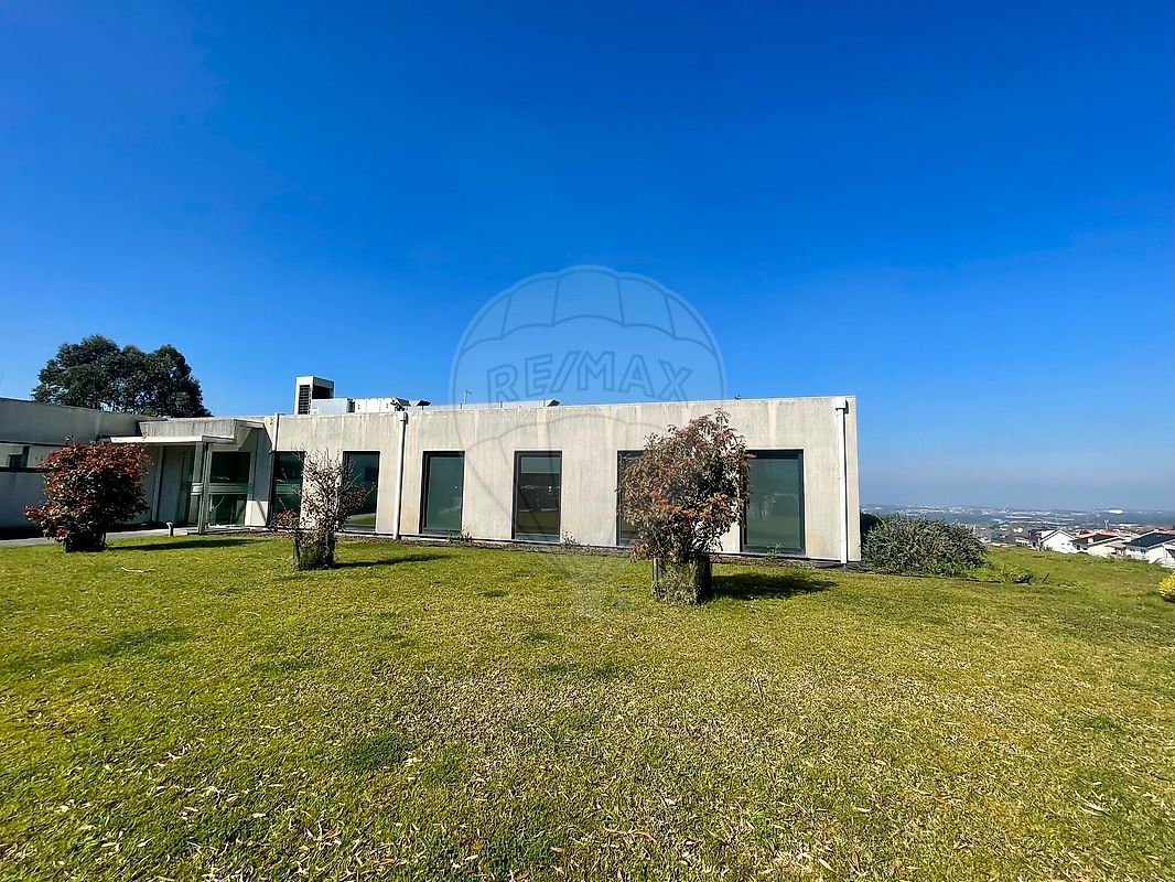 listing 125601153-49 picture-0