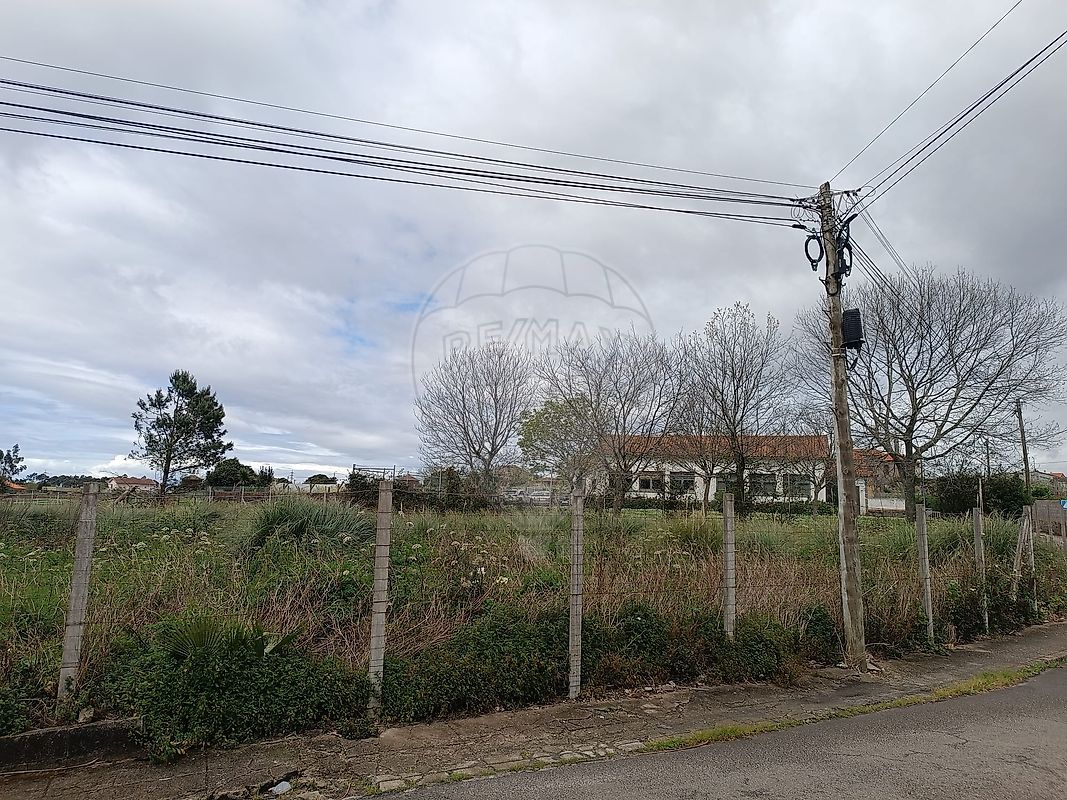 Land for sale in Espinho, Portugal — €263,700