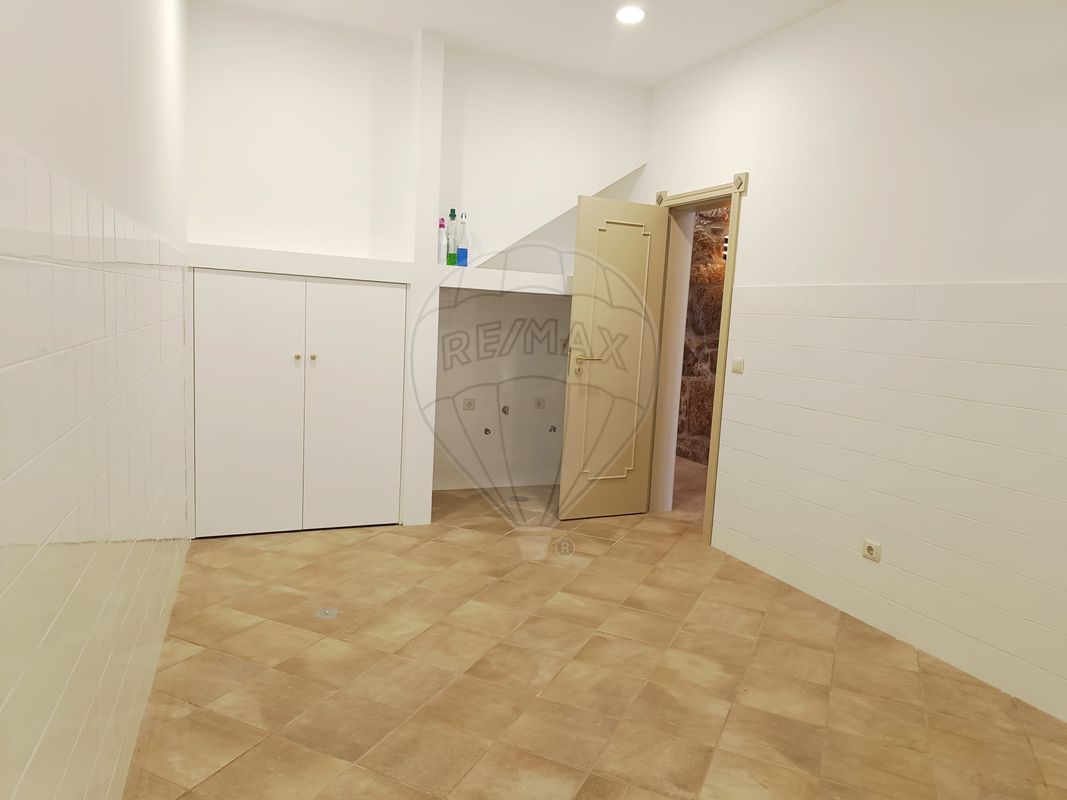 listing 125601161-74 picture-0