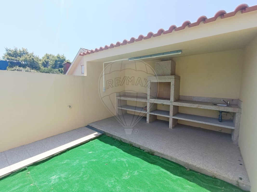 listing 125601161-74 picture-0